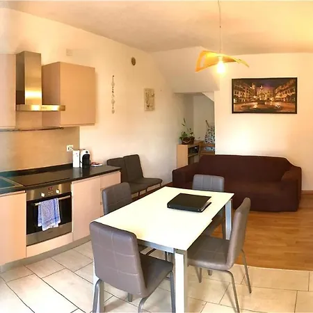 Apartment 23 Delle Rose *